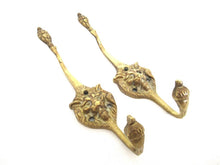 Set 2 pcs Antique Brass Lion Head Coat hooks, Wall hooks.