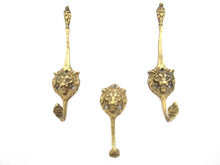 Set 3 pcs Antique Brass Lion Head Coat hooks, Wall hooks.