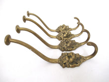 Lion hooks Solid Brass Lion Head Wall hook - Set of 4 Coat hooks. Decorative animal storage solution, coat hangers.