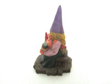 Breastfeeding Gnome figurine after a design by Rien Poortvliet 'Catherine with baby's '. Twin gift