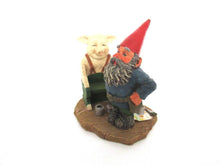 Painting Gnome 'Evert'. Classic gnomes series.