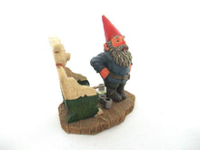 Painting Gnome 'Evert'. Classic gnomes series.