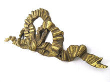 Antique Pediment Bow, Embellishment, Ornament, Fronton. Width 13 INCH.