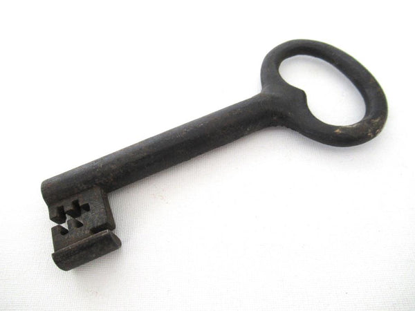 Large Antique Skeleton Key - Beautiful 4 inch antique metal key, shabby, rusty. Old Rusty Key.