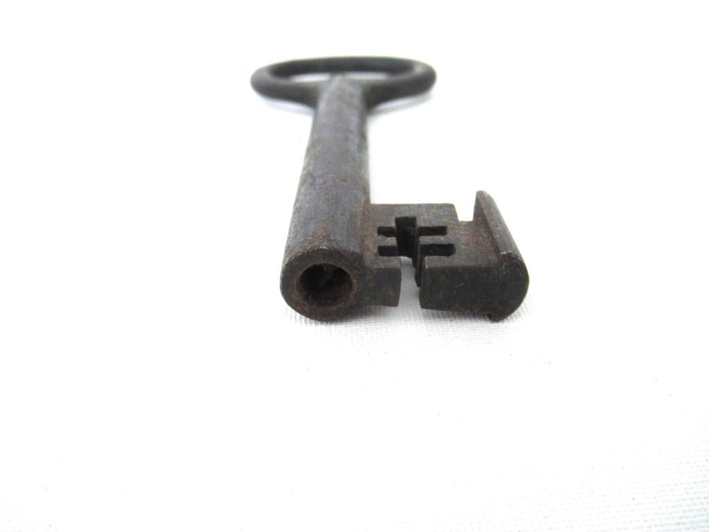 Big Iron Skeleton Key, Old Metal Key, Key Collection, Primitive