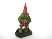 'Scott' Gnome with Kilt after a design by Rien Poortvliet, scottish gnome.