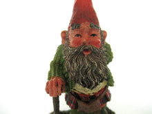 'Scott' Gnome with Kilt after a design by Rien Poortvliet, scottish gnome.