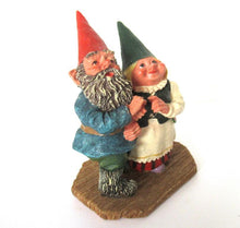 Gnome 'Looking to the Moon' Gnome figurine after a design by Rien Poortvliet.