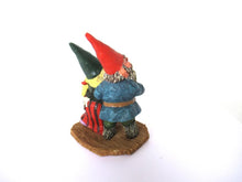 Gnome 'Looking to the Moon' Gnome figurine after a design by Rien Poortvliet.
