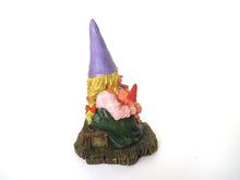 New born, Breastfeeding Gnome figurine after a design by Rien Poortvliet 'Catherine with baby's '. Twin gift