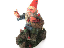 'Lucky' Gnome with Ladybugs figurine after a design by Rien Poortvliet.
