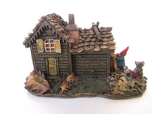 Classic Gnomes Villages 'Gnome-house and mouse' after a design by Rien Poortvliet, Gnome figurine.
