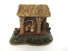 Classic Gnomes 'Mice House' Gnome figurine after a design by Rien Poortvliet.