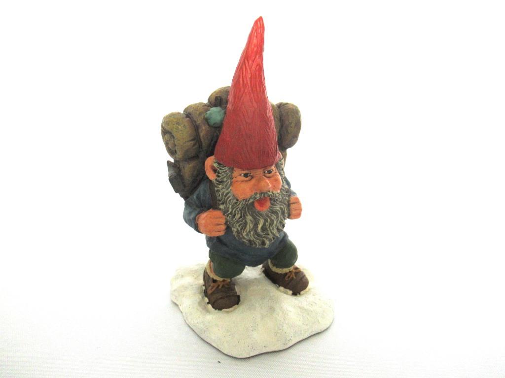 'John with backpack' Gnome figurine. Part of the 2001 Classic Gnomes series designed by Rien Poortvliet