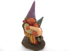 Classic Gnomes 'Corrina' Gnome figurine with baby after a design by Rien Poortvliet.