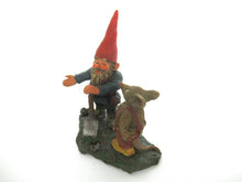 Gnome figurine 'Al with mouse' after a design by Rien Poortvliet.