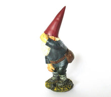 Gnome figurine, 9 INCH Gnome statue after a design by Rien Poortvliet, David the Gnome.