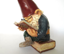 Gnome reading a book, David the Gnome, Design by Rien Poortvliet, bookend.
