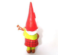 Bagpipe playing gnome, David the Gnome figurine with kilt, Rien Poortvliet, Pocket gnome miniature scottish gnome.