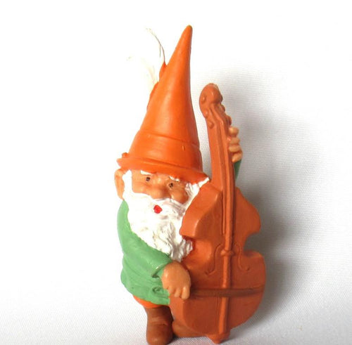 Cello playing gnome. Gnome figurine, After a design by Rien Poortvliet, Brb collectible pocket, miniature garden gnome.