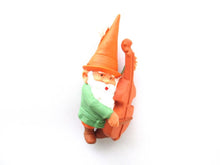 Cello playing gnome. Gnome figurine, After a design by Rien Poortvliet, Brb collectible pocket, miniature garden gnome.