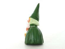 UpperDutch:,1 (ONE) Gnome doing laundry figurine, Gnome after a design by Rien Poortvliet, Brb Gnome, Lisa the Gnome. Washing clothes.