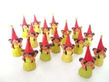 UpperDutch:,1 (ONE) Gnome figurine, Gnome after a design by Rien Poortvliet, Brb Gnome gnome with babies on her back, Lisa the Gnome.