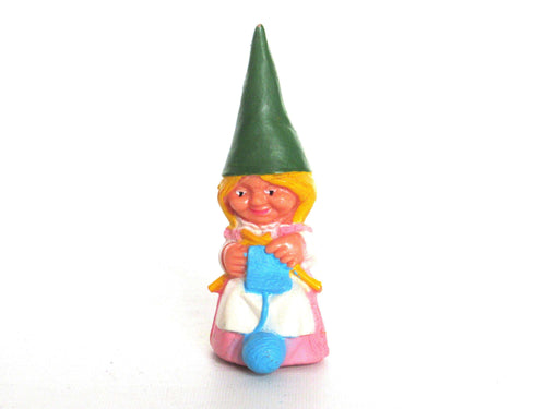 UpperDutch:,1 (ONE) Gnome figurine, Gnome after a design by Rien Poortvliet, Brb Knitting Gnome, Lisa the Gnome. Pink dress, blue whool.