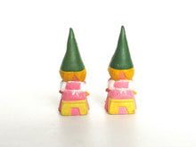 UpperDutch:,1 (ONE) Gnome figurine, Gnome after a design by Rien Poortvliet, Brb Knitting Gnome, Lisa the Gnome. Pink dress, blue whool.
