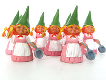 UpperDutch:,1 (ONE) Gnome figurine in Pink dress after a design by Rien Poortvliet, Brb Gnome cooking, Lisa the Gnome with cooking pan.