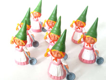 UpperDutch:,1 (ONE) Gnome figurine in Pink dress after a design by Rien Poortvliet, Brb Gnome cooking, Lisa the Gnome with cooking pan.