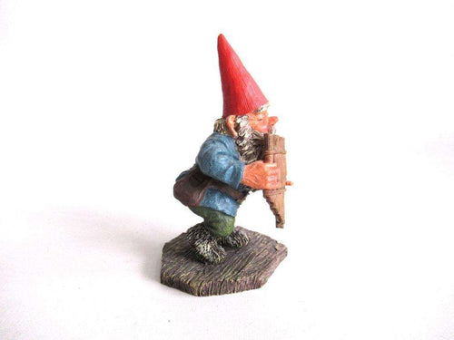 UpperDutch:,'Andreas' Gnome playing pan flute figurine after a design by Rien Poortvliet. Part of the Classic Gnomes series designed by Rien Poortvliet
