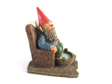 UpperDutch:Gnome,Classic Gnomes 'Bill' Gnome figurine after a design by Rien Poortvliet.