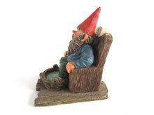 UpperDutch:Gnome,Classic Gnomes 'Bill' Gnome figurine after a design by Rien Poortvliet.