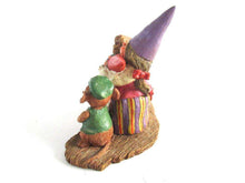 UpperDutch:Gnome,Classic Gnomes 'Living Together' Gnome Figurine after a design by Rien Poortvliet.