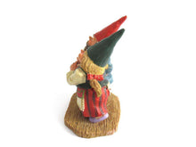 UpperDutch:Gnome,Classic Gnomes 'Looking to the Moon' Gnome figurine after a design by Rien Poortvliet.