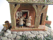 UpperDutch:Gnome,Classic Gnomes 'Mice House' Gnome figurine after a design by Rien Poortvliet.