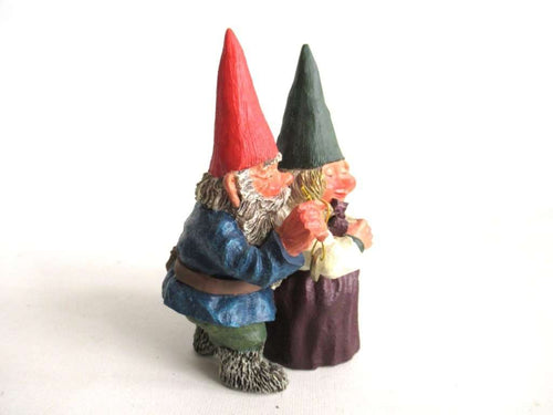UpperDutch:,Classic Gnomes 'Richard and Rosemary' gnome figurine after a design by Rien Poortvliet.