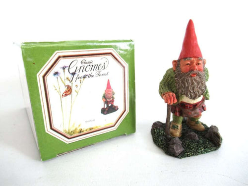 UpperDutch:Gnome,Classic Gnomes 'Scott' Gnome with Kilt. After a design by Rien Poortvliet.