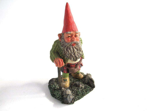 UpperDutch:Gnome,Classic Gnomes 'Scott' Gnome with Kilt after a design by Rien Poortvliet, scottish gnome.