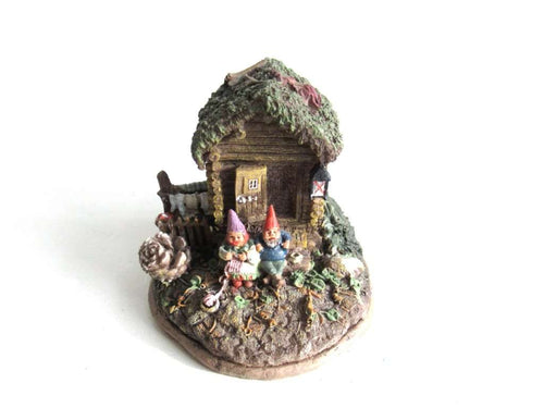 UpperDutch:,Classic Gnomes Villages 'Gnome Sweet Home' Gnome figurine after a design by Rien Poortvliet.