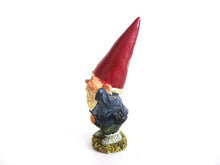 UpperDutch:Gnome,David the Gnome figurine after a design by Rien Poortvliet