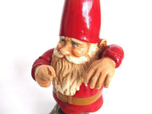 UpperDutch:Gnome,Garden Gnome, 11 INCH red Rien Poortvliet pointing Gnome figurine, Lean leaning, David the gnome, Klaus Wickl.
