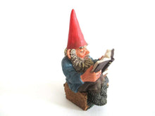 UpperDutch:Gnome,'Gideon' Reading Gnome figurine. Classic gnomes series by AAAAAAA International Co. Ltd. Designed by Rien Poortvliet.