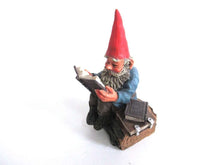UpperDutch:Gnome,'Gideon' Reading Gnome figurine. Classic gnomes series by AAAAAAA International Co. Ltd. Designed by Rien Poortvliet.
