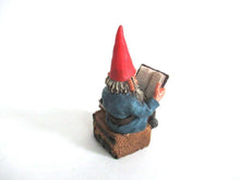 UpperDutch:Gnome,'Gideon' Reading Gnome figurine. Classic gnomes series by AAAAAAA International Co. Ltd. Designed by Rien Poortvliet.