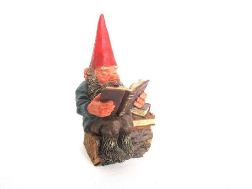 UpperDutch:Gnome,'Gideon' Reading Gnome figurine. Classic gnomes series by AAAAAAA International Co. Ltd. Designed by Rien Poortvliet.