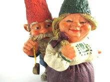 UpperDutch:,Gnome couple 'Richard and Rosemary' after a design by Rien Poortvliet.