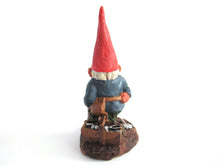 UpperDutch:Gnome,Gnome figurine, Al-Joe, Klaus Wickl 1993, Enesco, Rien Poortvliet, Miniature collectible gnomes, gnome with ax.