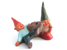 UpperDutch:Gnome,Gnome figurine, Daniel and Dede, Klaus Wickl 1993, Enesco, Rien Poortvliet, Miniature collectible gnomes, Gnomes with mouse.
